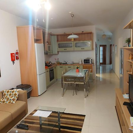 Swieqi Apartment Saint Julian's Екстер'єр фото